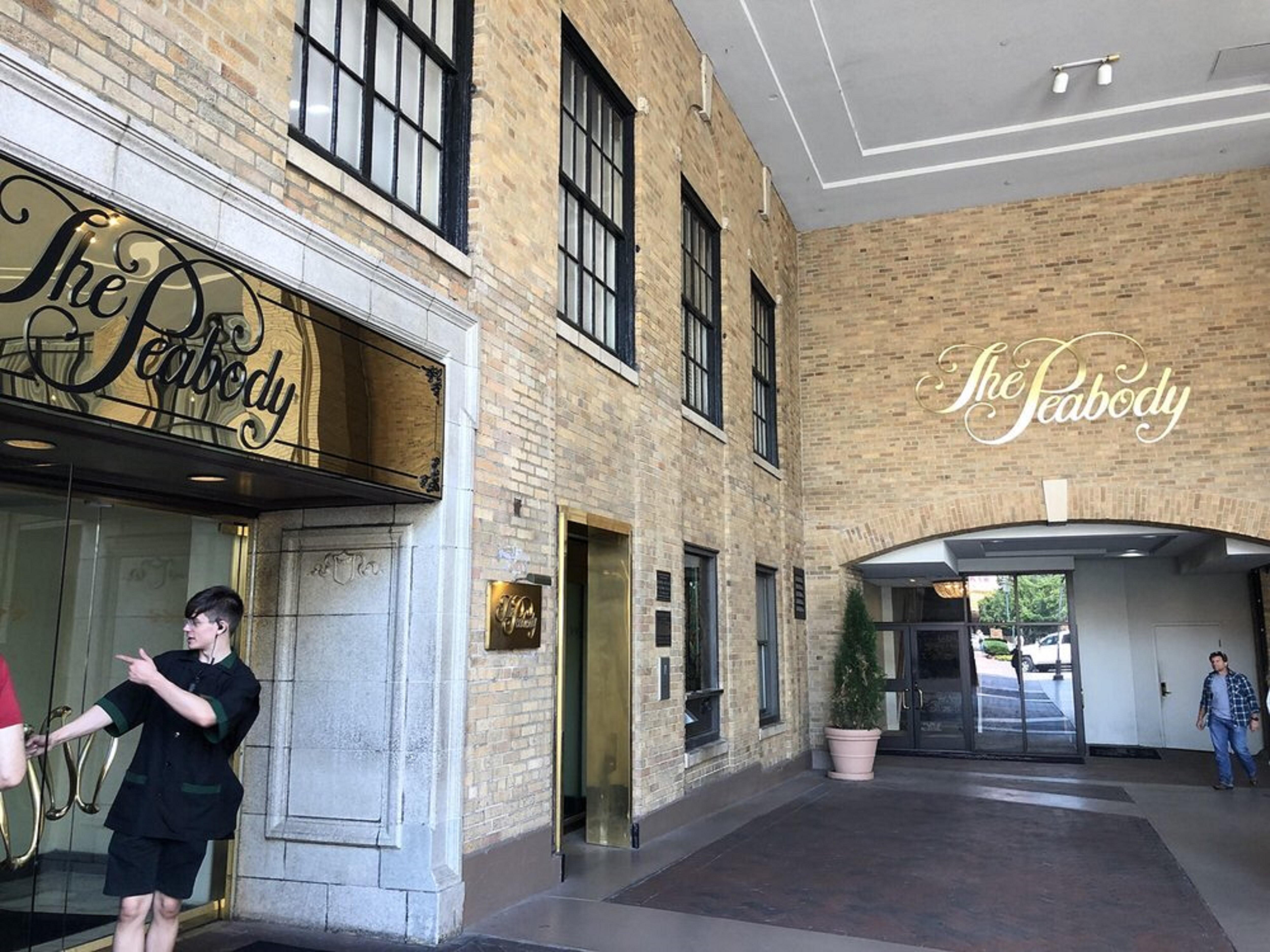 Peabody Memphis Hotell Exteriör bild